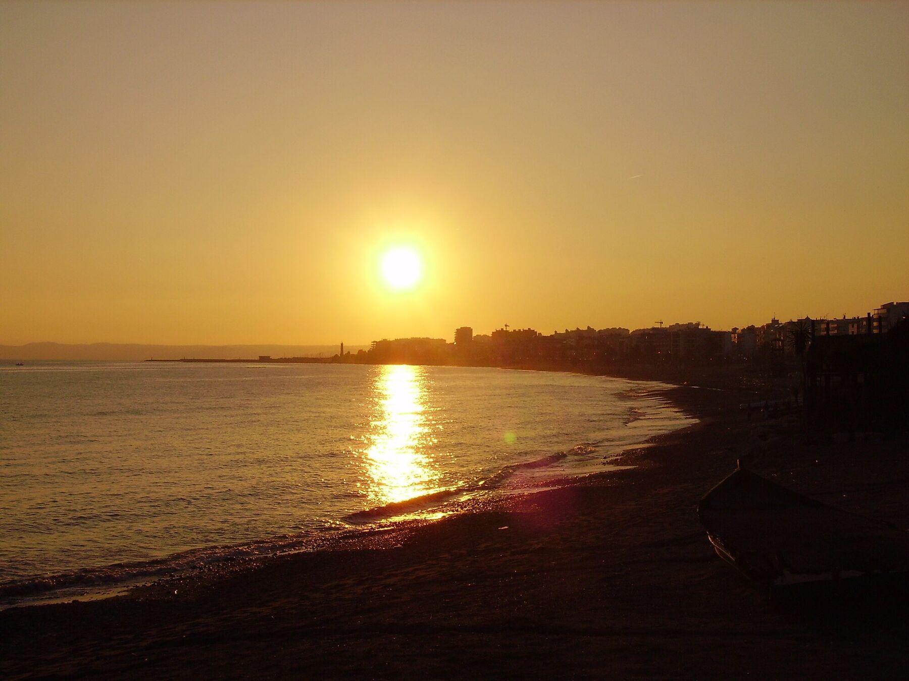 Estepona, Paseo Marítimo at sunset